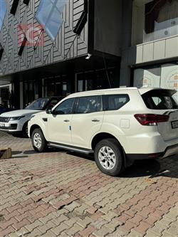 نیسان ئێکستێرا